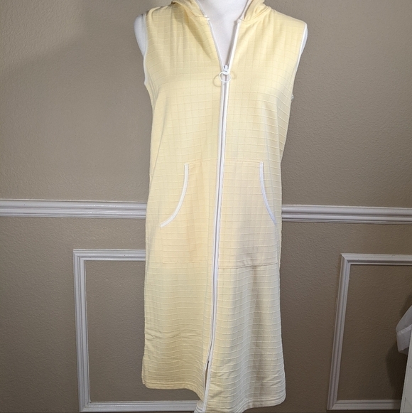 Yellow Cotton Sleeveless Zip Hoodie Robe Erika Taylor - Picture 3 of 9